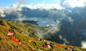 Estimasi biaya mendaki Gunung Rinjani